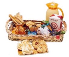Envio y venta de flores ,rosas, plantas,arreglos florales ,regalos y desayunos a domicilio con delivery gratis en la Ciudad Autonoma de Buenos Aires y con costo de env�o en localidades del Gran Buenos Aires asi como delivery de flores y plantas a trav�s de florerias asociadas en todas las provincias de la Argentina, Buenos Aires, la Pampa, Tucuman, La Rioja, R�o Negro, Entre Rios, Corrientes, Misiones, Neuquen, Chubut, Tierra del Fuego, Santa Cruz, San Luis, Mendoza, Cordoba, Jujuy, Formosa, Santiago del Estero, Salta, Chaco, Catamarca ,San Juan, y ademas realizamos el delivery de flores ,coronas,palmas , plantas y regalos a todas las ciudades de Argentina, Mar del Plata, C�rdoba, Buenos Aires, con cargo en Santa Rosa, La Plata, Bella Vista, Neuquen, Pilar, Paran�, Posadas, Resistencia, Cipolleti y mas de 300 ciudades y localidades en todo el territorio de nuestro pa�s, asi como tambien tenemos la posibilidad de enviar flores a casi todo el mundo en cuestion de horas