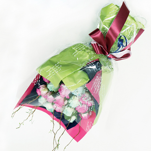 Envio y venta de flores ,rosas, plantas,arreglos florales ,regalos y desayunos a domicilio con delivery gratis en la Ciudad Autonoma de Buenos Aires y con costo de env�o en localidades del Gran Buenos Aires asi como delivery de flores y plantas a trav�s de florerias asociadas en todas las provincias de la Argentina, Buenos Aires, la Pampa, Tucuman, La Rioja, R�o Negro, Entre Rios, Corrientes, Misiones, Neuquen, Chubut, Tierra del Fuego, Santa Cruz, San Luis, Mendoza, Cordoba, Jujuy, Formosa, Santiago del Estero, Salta, Chaco, Catamarca ,San Juan, y ademas realizamos el delivery de flores ,coronas,palmas , plantas y regalos a todas las ciudades de Argentina, Mar del Plata, C�rdoba, Buenos Aires, con cargo en Santa Rosa, La Plata, Bella Vista, Neuquen, Pilar, Paran�, Posadas, Resistencia, Cipolleti y mas de 300 ciudades y localidades en todo el territorio de nuestro pa�s, asi como tambien tenemos la posibilidad de enviar flores a casi todo el mundo en cuestion de horas